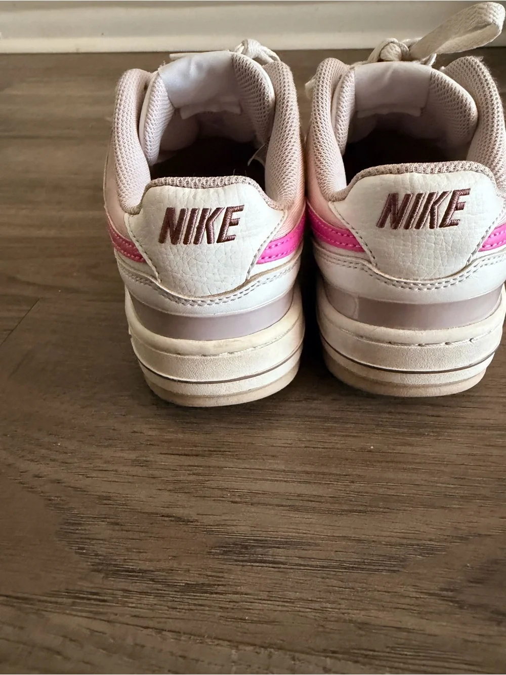 Nike Court Vision Low White Pink Sneakers Women’s Size 8